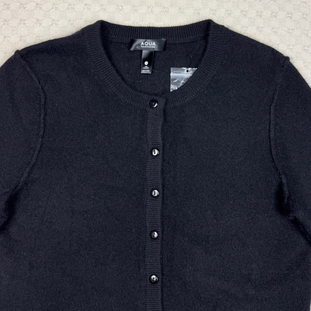 AQUA Cashmere Cardigan Sweater Women XS Black Button Front Crew Neck Soft Luxury - Picture 5 of 7